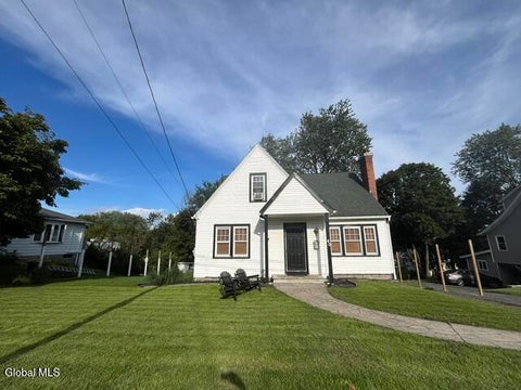 Homes For Sale - 40 Mcculloch Avenue<br/> Ravena, NY 12143