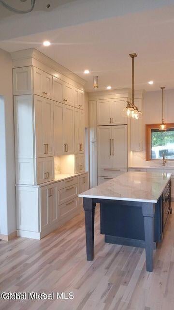 1041 N Creek Road