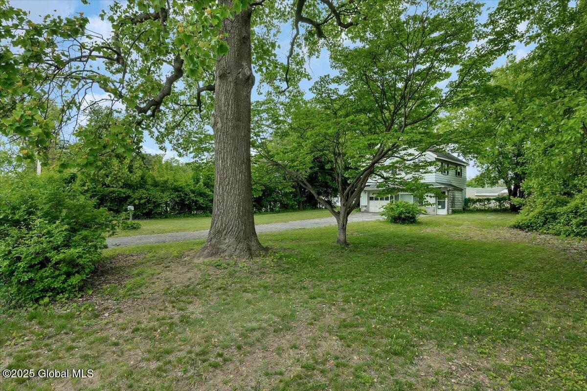 27 Washington Avenue, Colonie, New York image 18