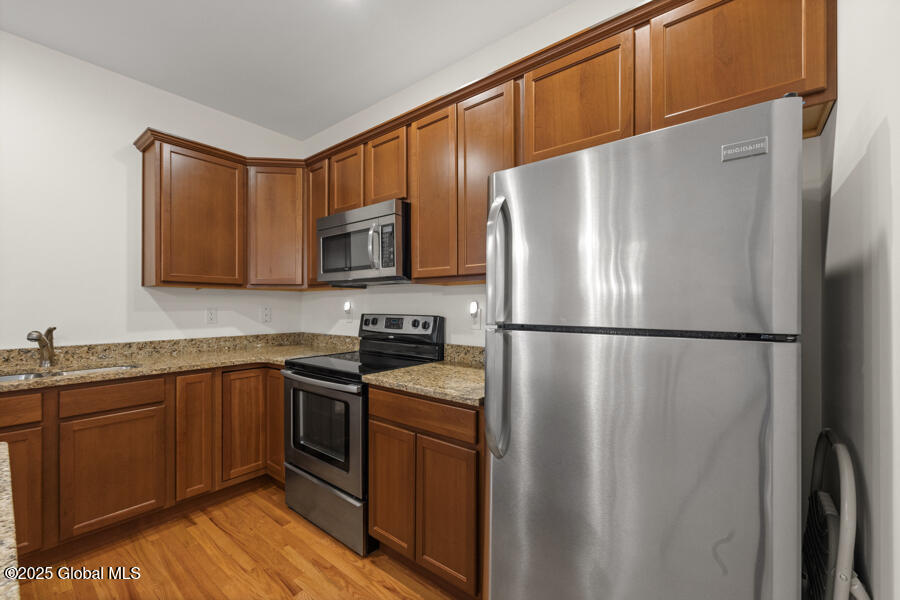 153 Fieldstone Drive, Niskayuna, New York image 9