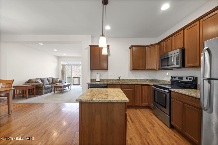 153 Fieldstone Drive, Niskayuna, New York image 8