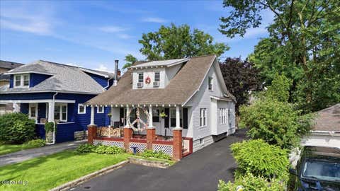 Homes For Sale - 1240 Dean Street<br/> Niskayuna, NY 12309