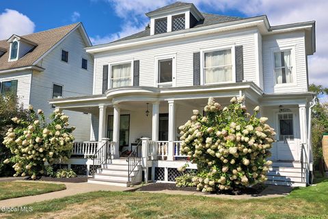 Photo of 26 Manning Boulevard #2, Albany, NY 12203 (MLS # 202526910)