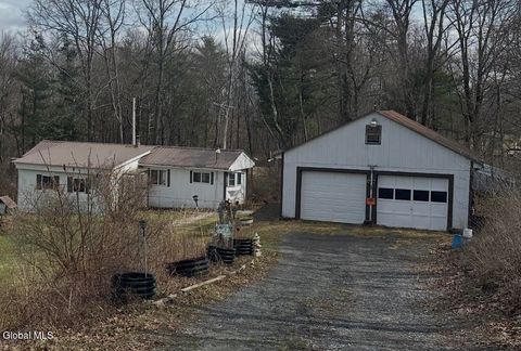 Homes For Sale - 88 Udell Road<br/> Albany County, Westerlo, NY 12193