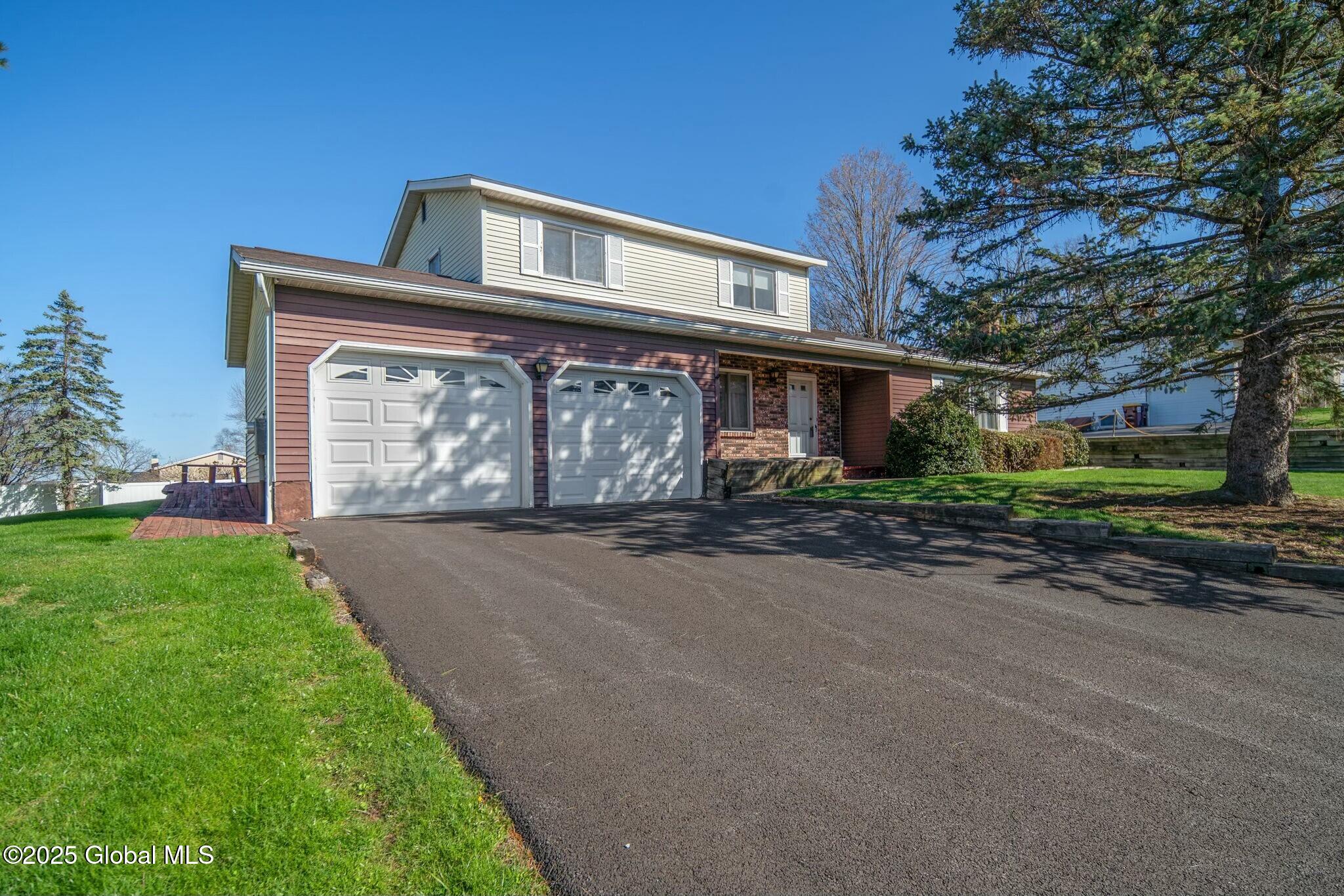 4 Windlass Drive, Latham, New York image 20