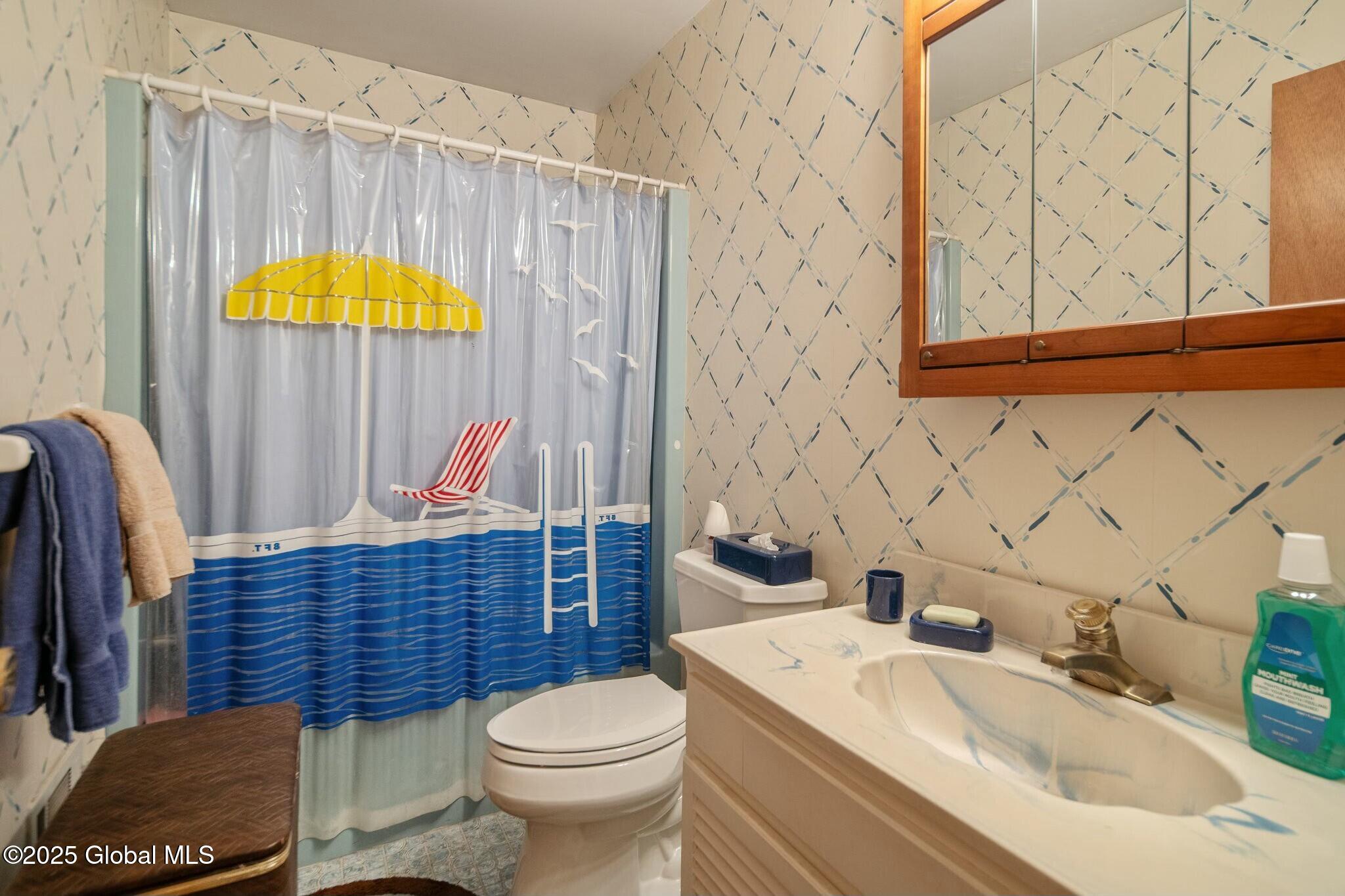 4 Windlass Drive, Latham, New York image 14