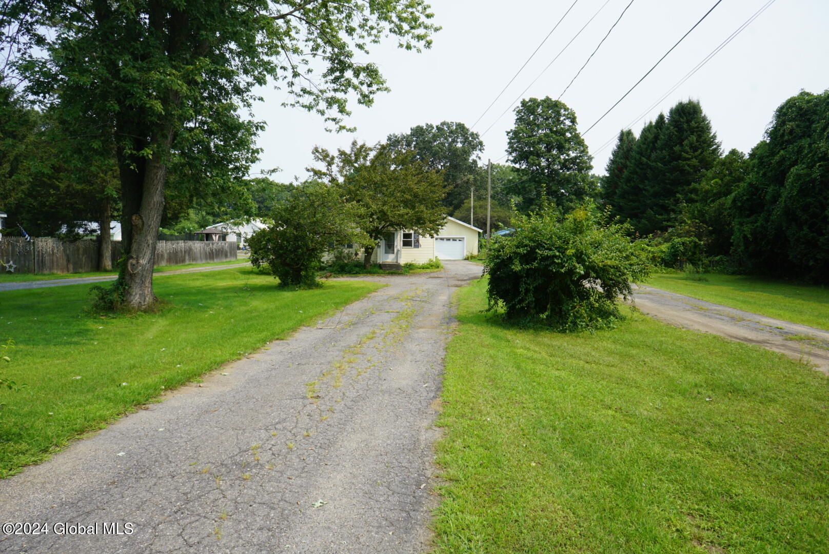 42 Dean Road, Hudson Falls, New York image 3