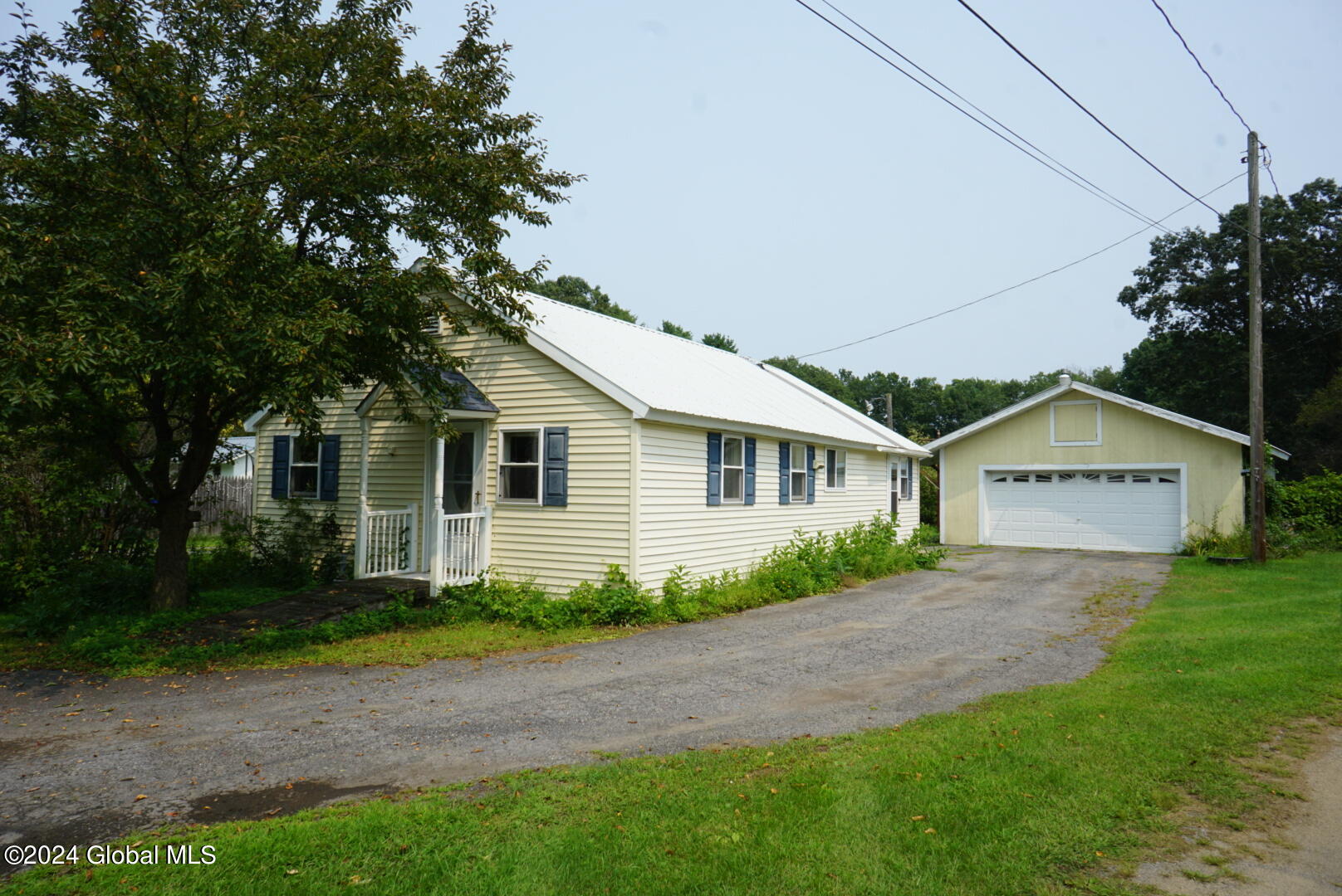 42 Dean Road, Hudson Falls, New York image 2