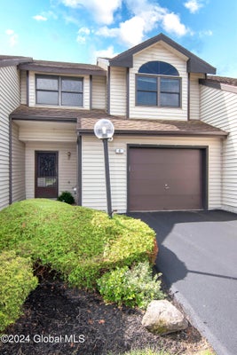 4 SURREY HILL DR, LATHAM, NY 12110 - Image 4643c42e933e08cfd6bed83ca5af2691/659052322