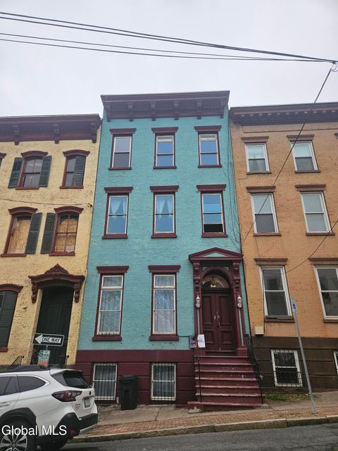 Photo of 32 1st Street #2, Albany, NY 12210 (MLS # 202615844)