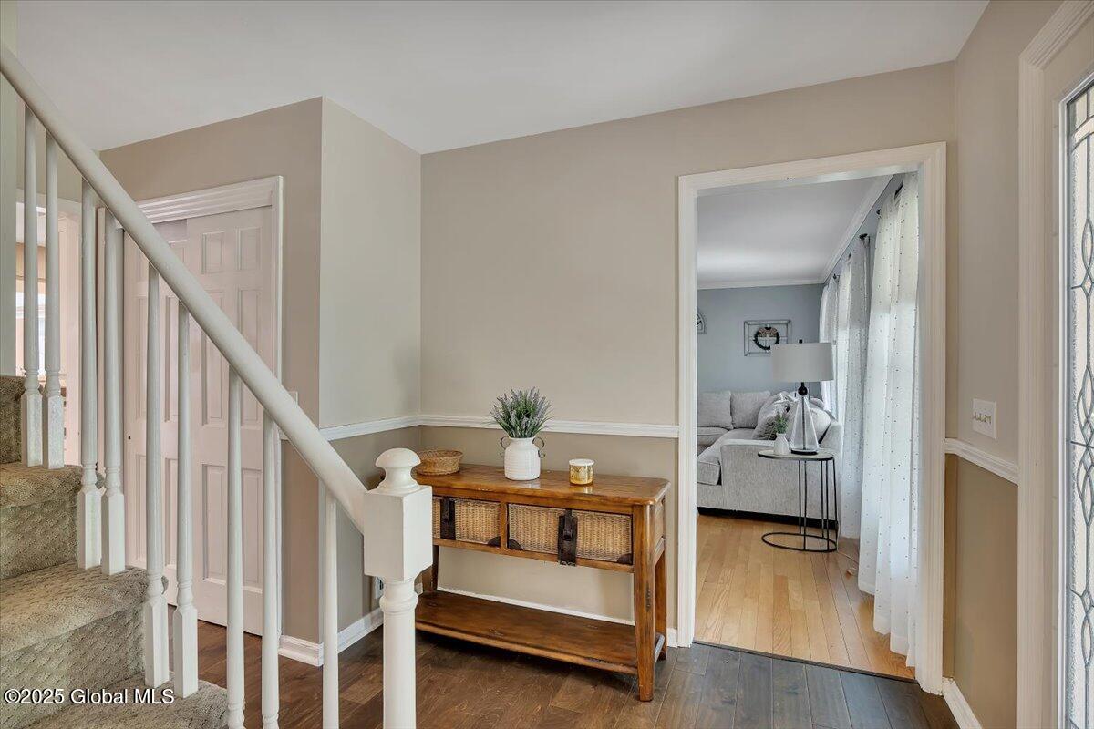 56 Via Da Vinci, Clifton Park, New York image 8
