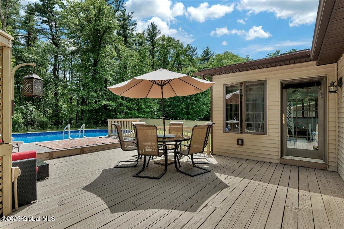 56 Via Da Vinci, Clifton Park, New York image 41