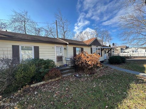 Photo of 98 Point Breeze Road, Saratoga Springs, NY 12866 (MLS # 202529814)