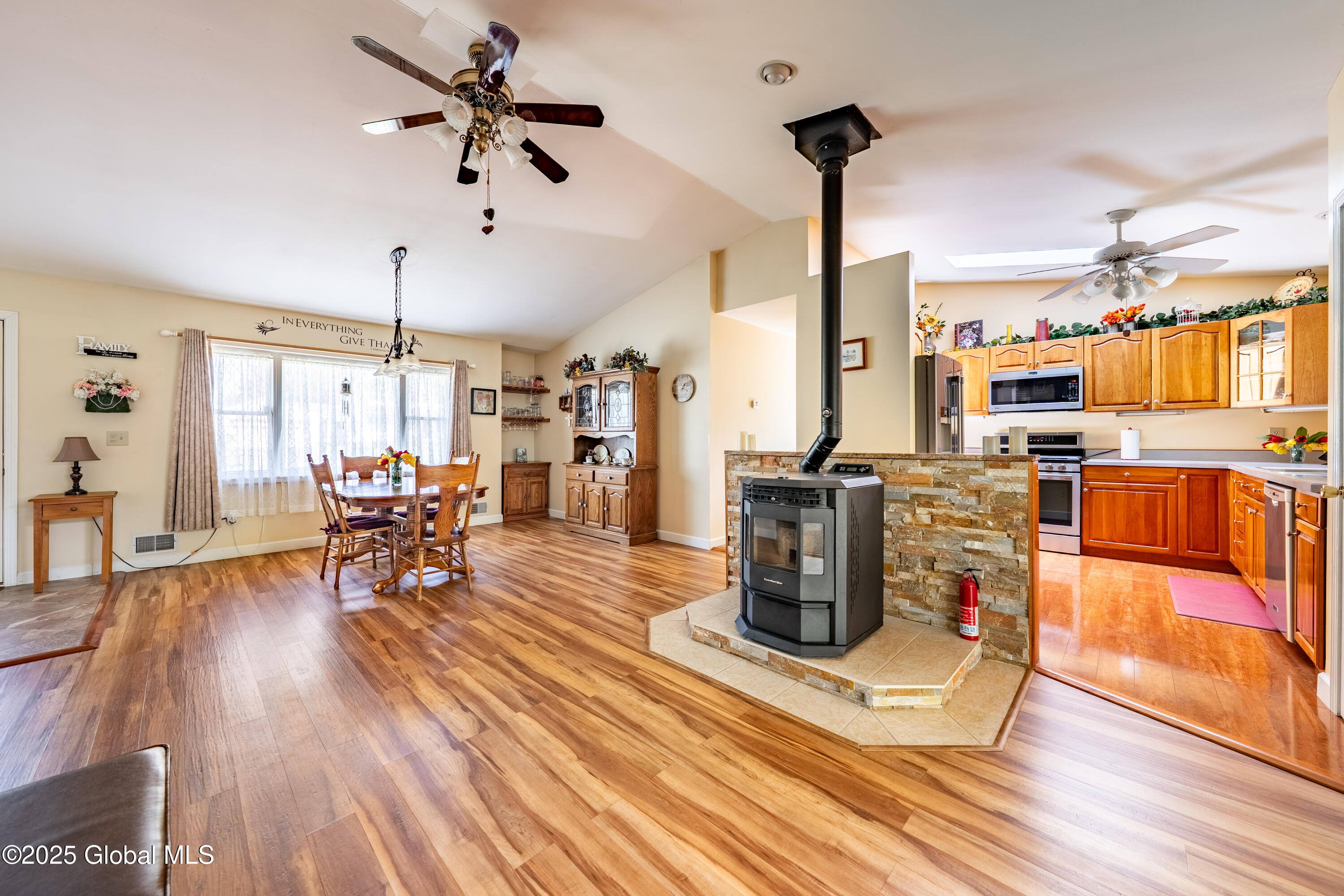 31 Skaarland Drive, Burnt Hills, New York image 5