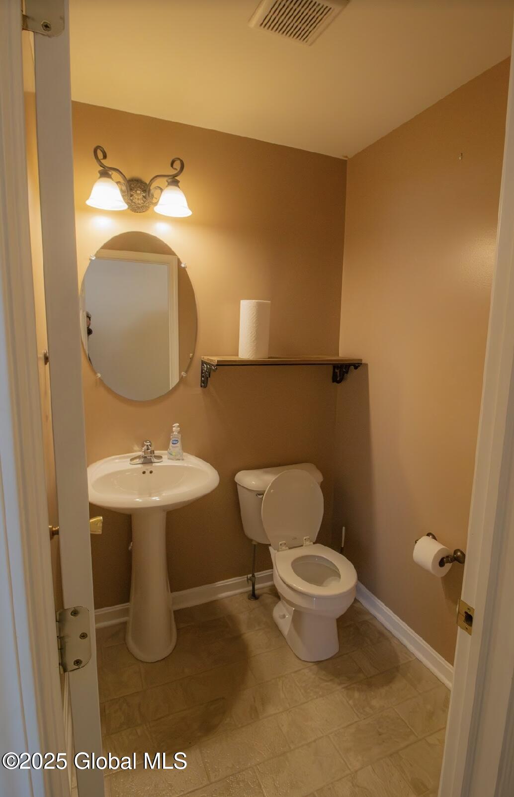 14 Gadwall Drive, Waterford, New York image 9