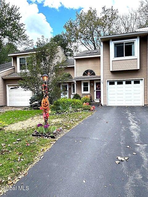 Townhouse For Sale - 26 Wilan Lane<br/> Albany, NY 12203