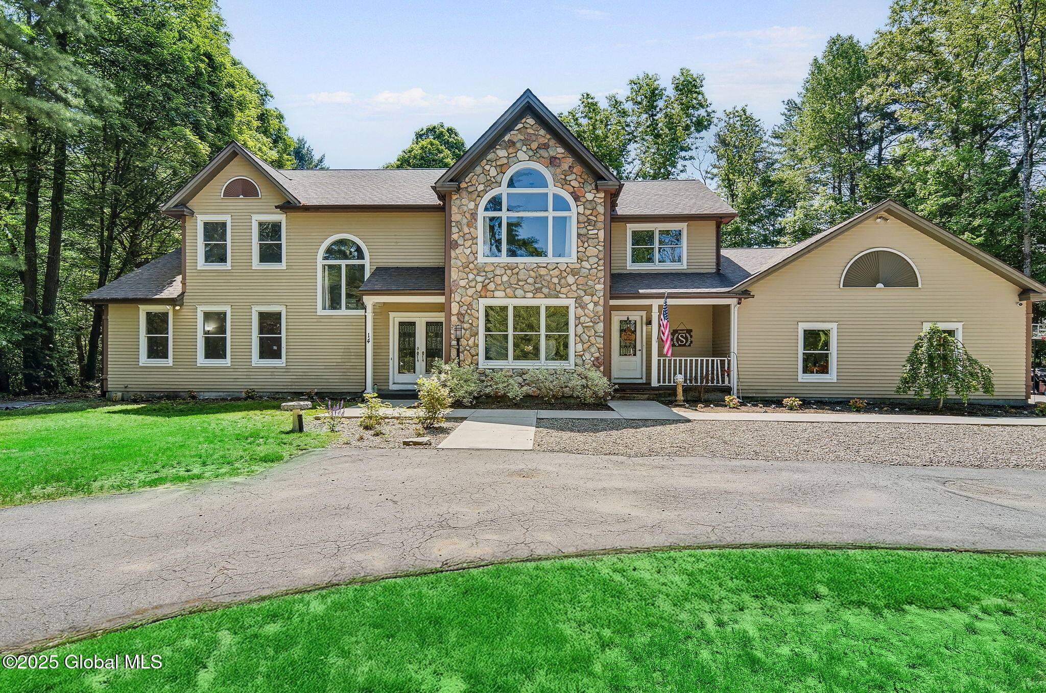 14 Stone Pine Lane, Queensbury, New York image 1