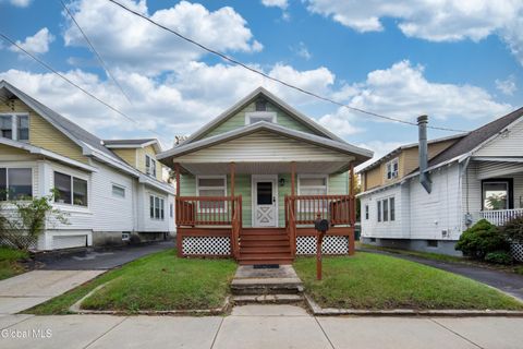 Photo of 364 Altamont Avenue, Schenectady, NY 12303 (MLS # 202528259) Photo of 364 Altamont Avenue, Schenectady, NY 12303 (MLS # 202528259)