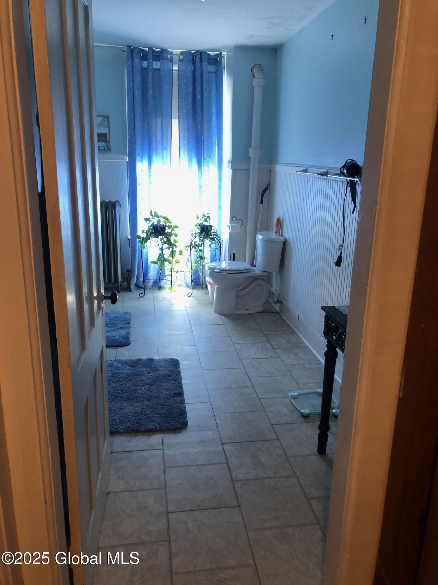 Greenwich, New York 12834, United States, 6 Bedrooms Bedrooms, ,3 BathroomsBathrooms,Residential,Pending,116795