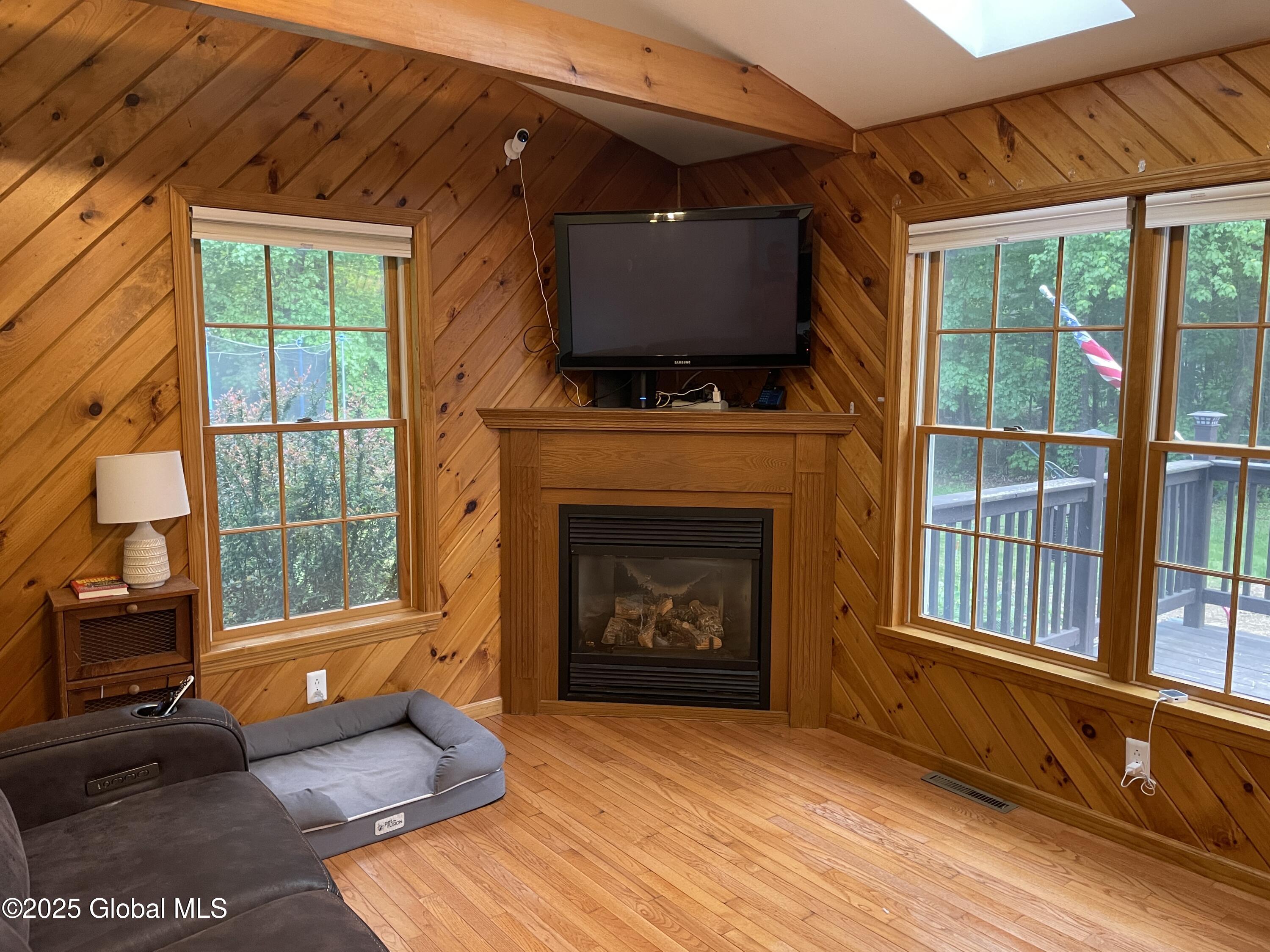 8 Iris Avenue, South Glens Falls, New York image 15
