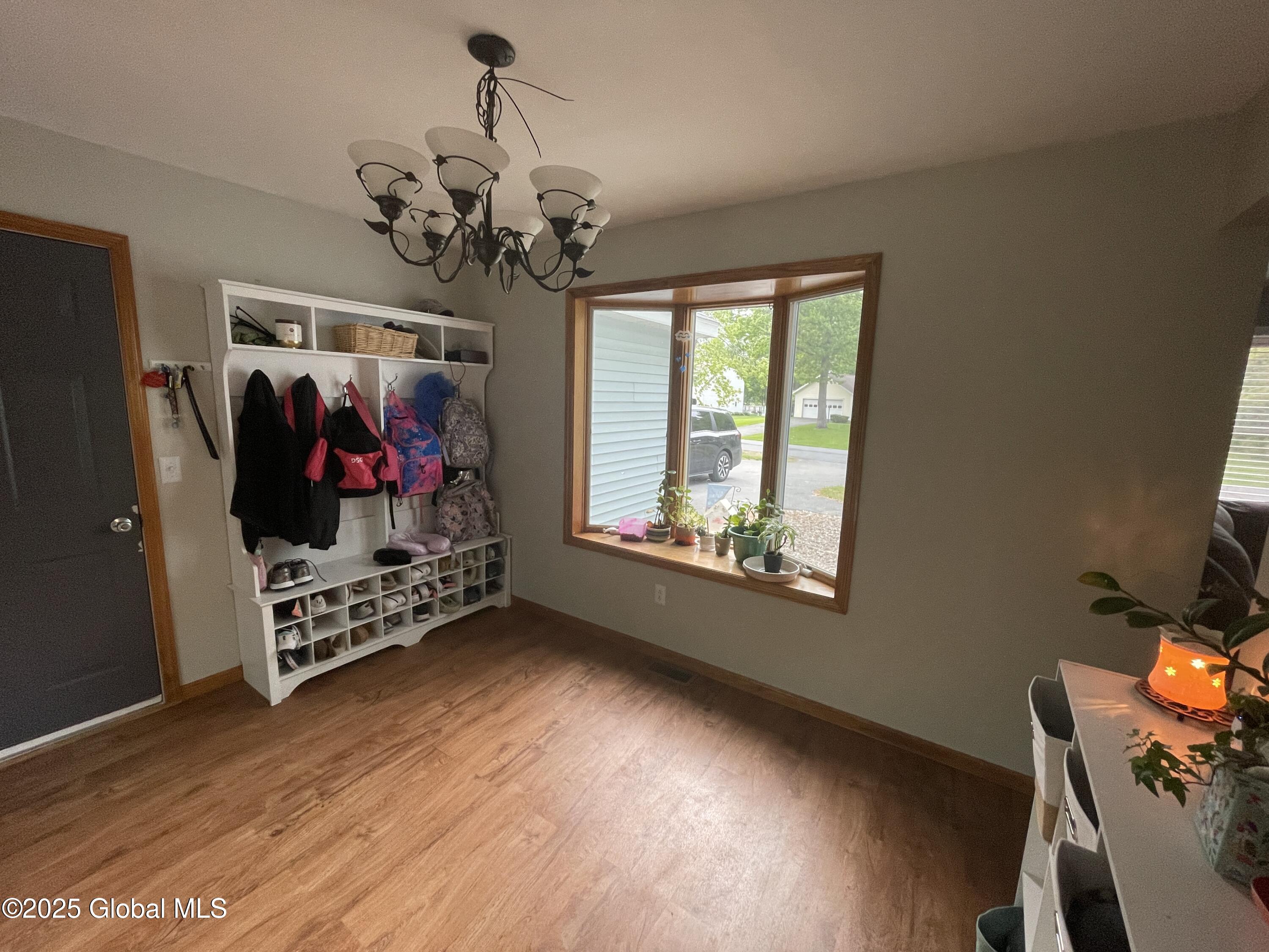 8 Iris Avenue, South Glens Falls, New York image 5