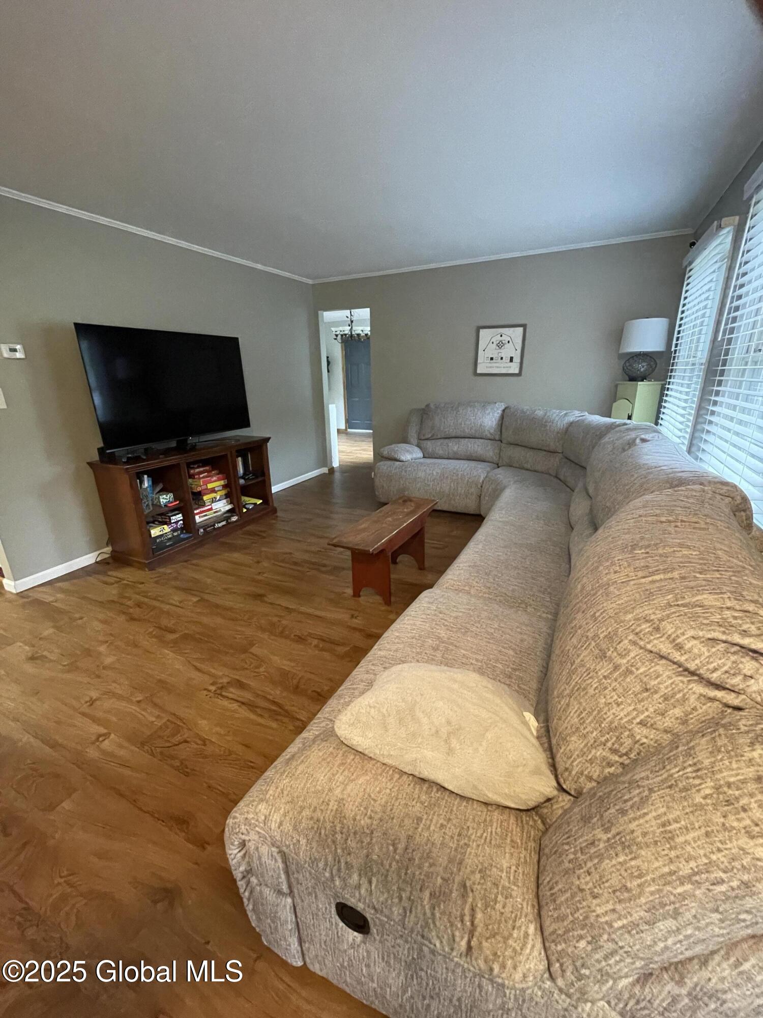 8 Iris Avenue, South Glens Falls, New York image 25