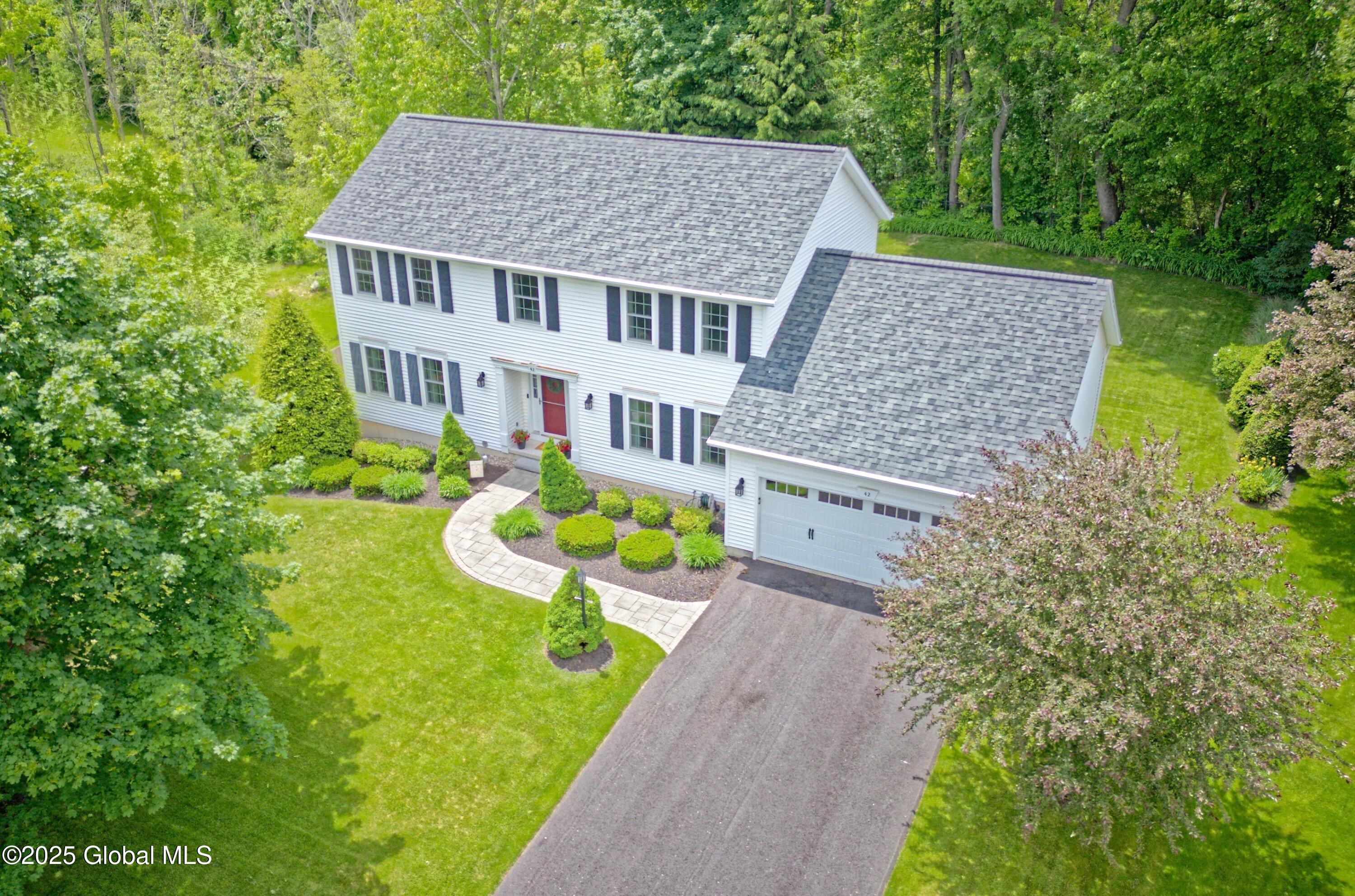 42 Michelle Drive, Clifton Park, New York image 1