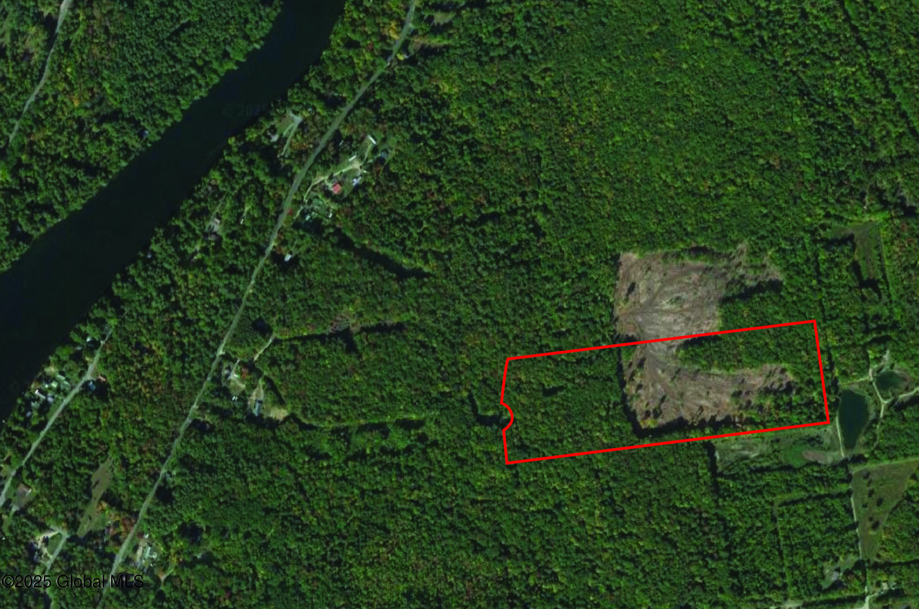 L18 East River Drive, Lake Luzerne, New York image 26