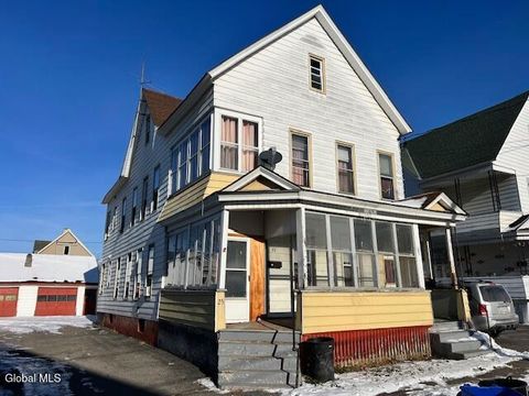 Multifamily For Sale - 25 James Street<br/> Amsterdam, NY 12010