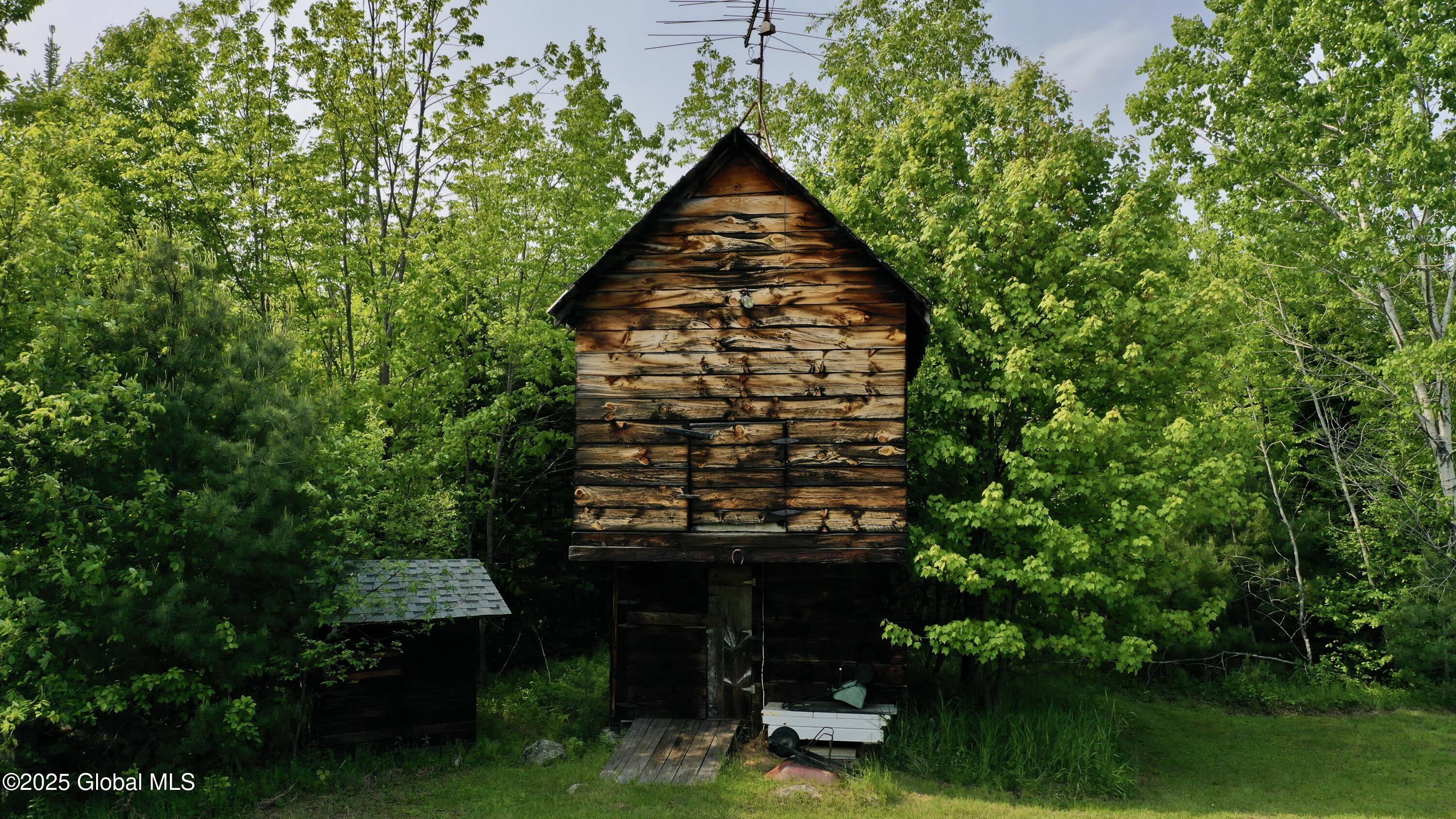 69 Washer Hill Road, Johnsburg, New York image 7