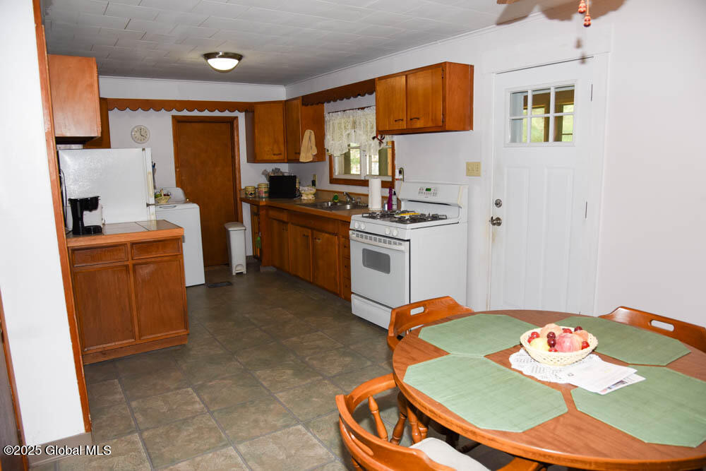 69 Washer Hill Road, Johnsburg, New York image 30