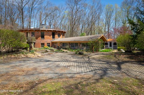 Photo of 178 Clamsteam Road, Halfmoon, NY 12065 (MLS # 202522077)