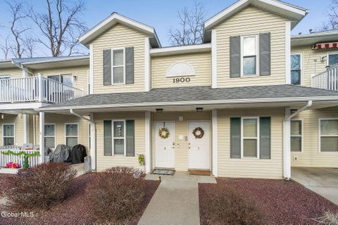 Photo for 1906 Cambridge Manor Drive