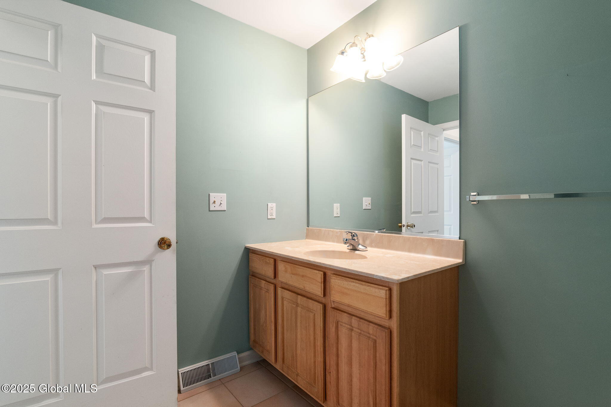 50 Oakmont Street, Niskayuna, New York image 25