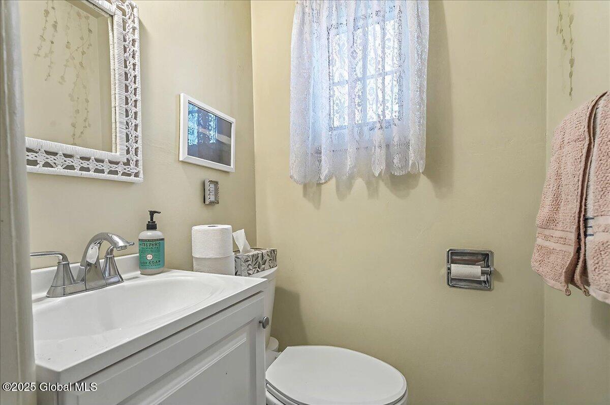 154 Brevator Street, Albany, New York image 28