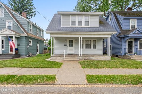 Photo of 147 Bruce Street, Schenectady, NY 12302 (MLS # 202617949)