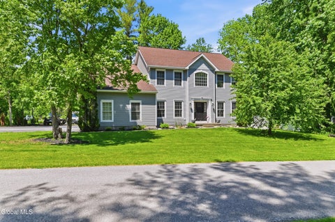 Homes For Sale - 2 Magnolia Lane<br/> Saratoga County, Ballston Lake, NY 12019