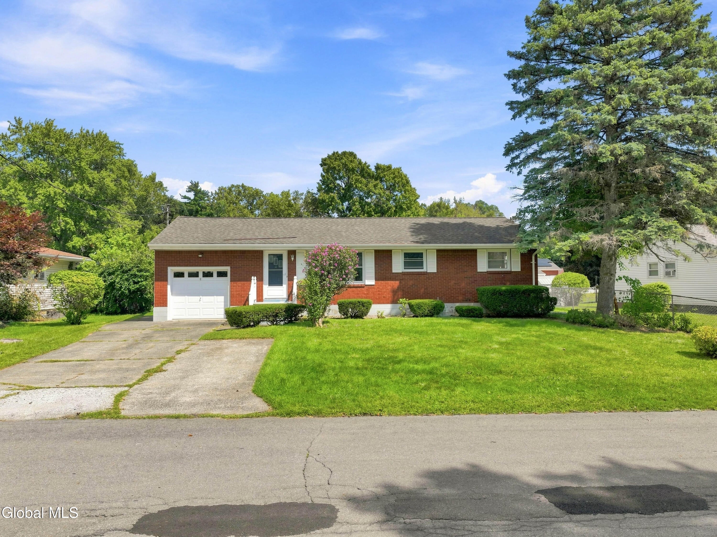 4 Pettibone Drive