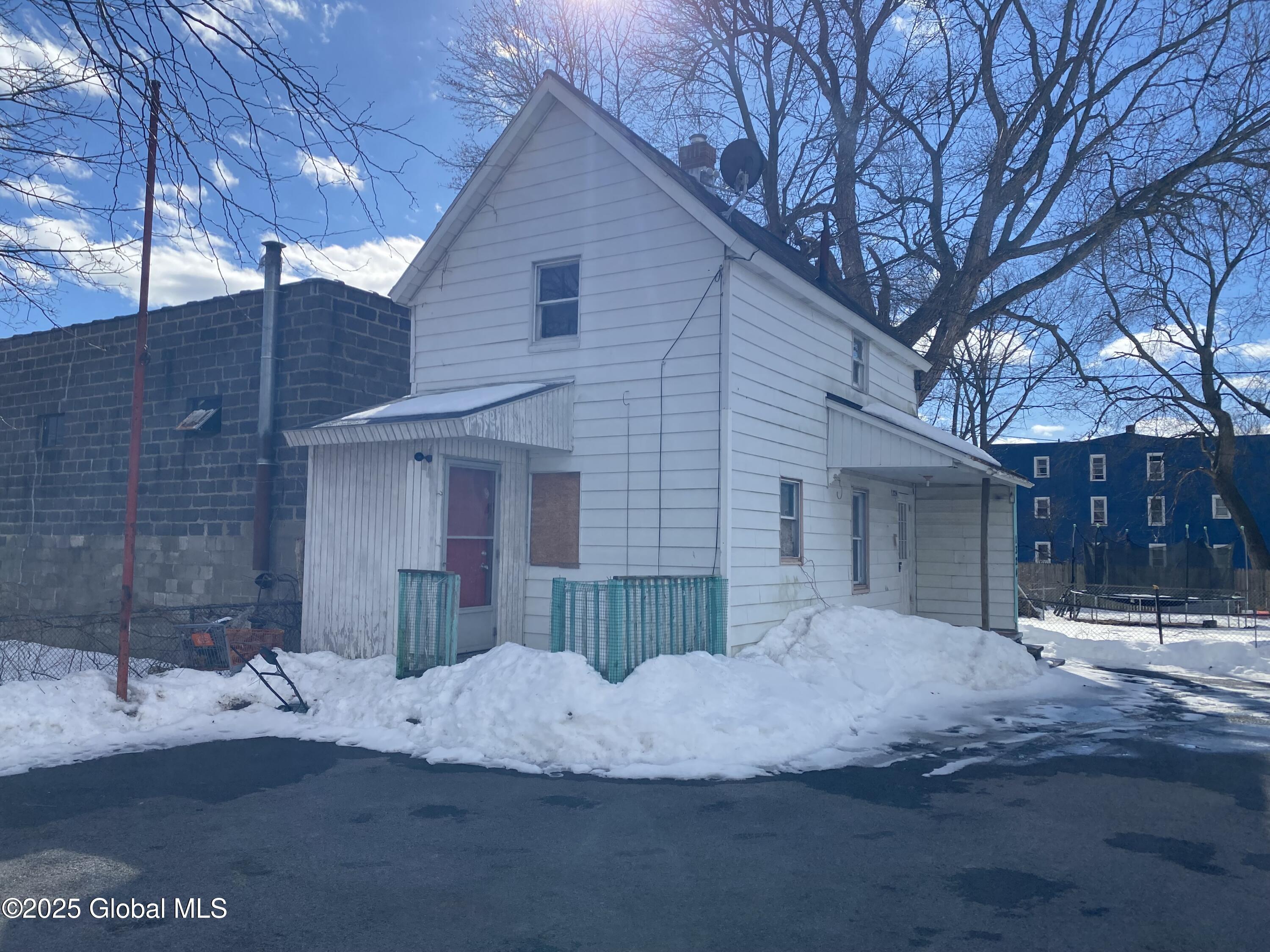 1324 8th Avenue, Schenectady, New York image 3