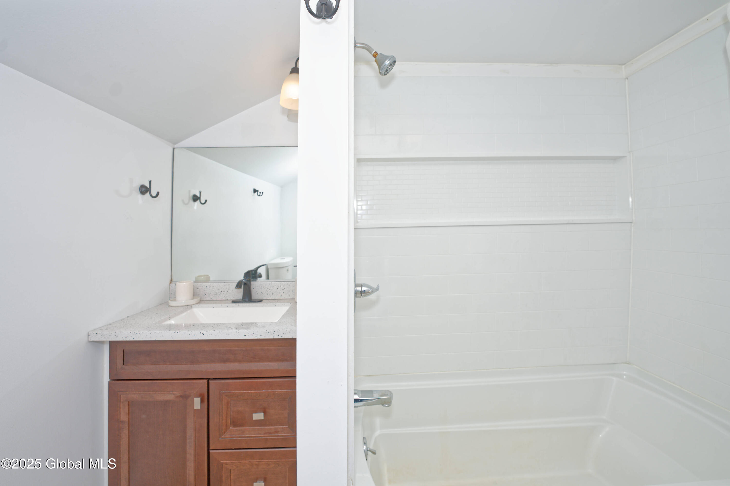 50 Edie Road, Saratoga Springs, New York image 20