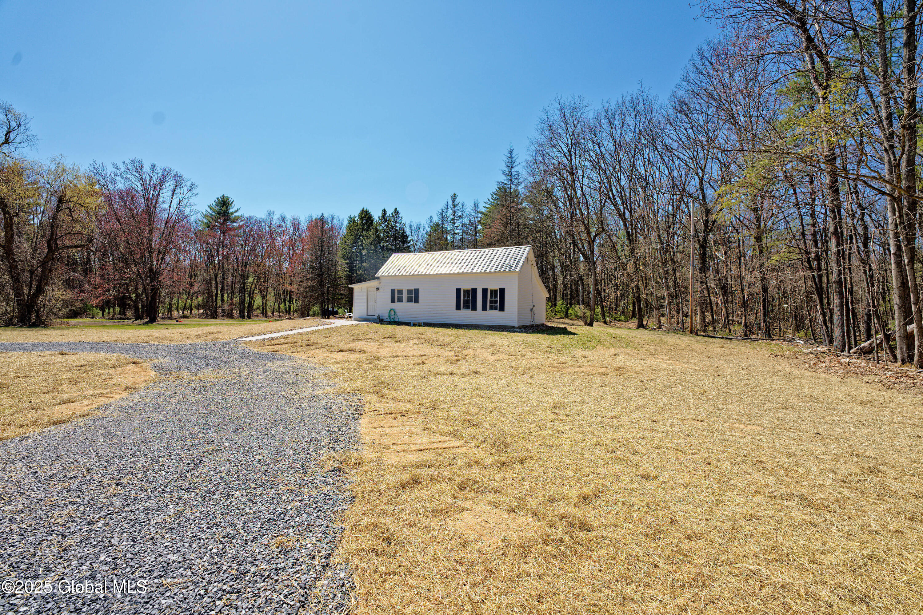 50 Edie Road, Saratoga Springs, New York image 2
