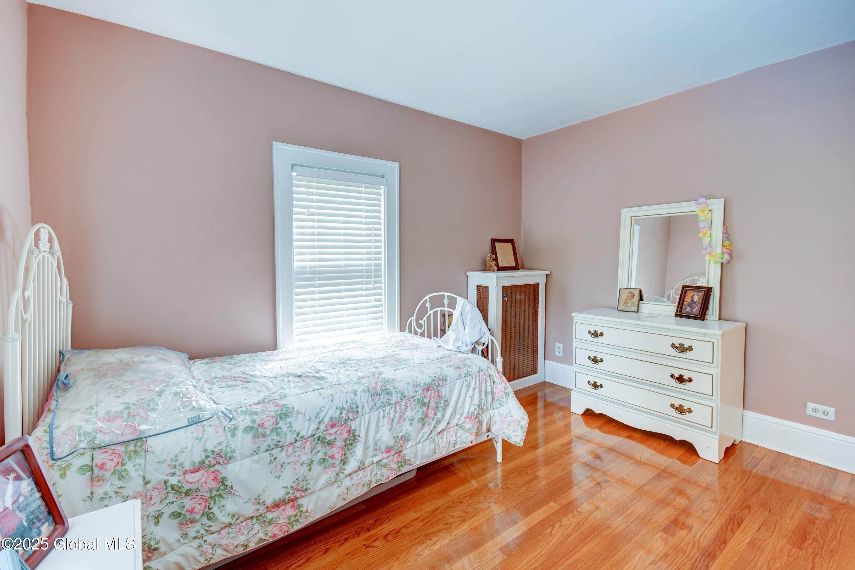 233 E Fulton Street, Gloversville, New York image 26