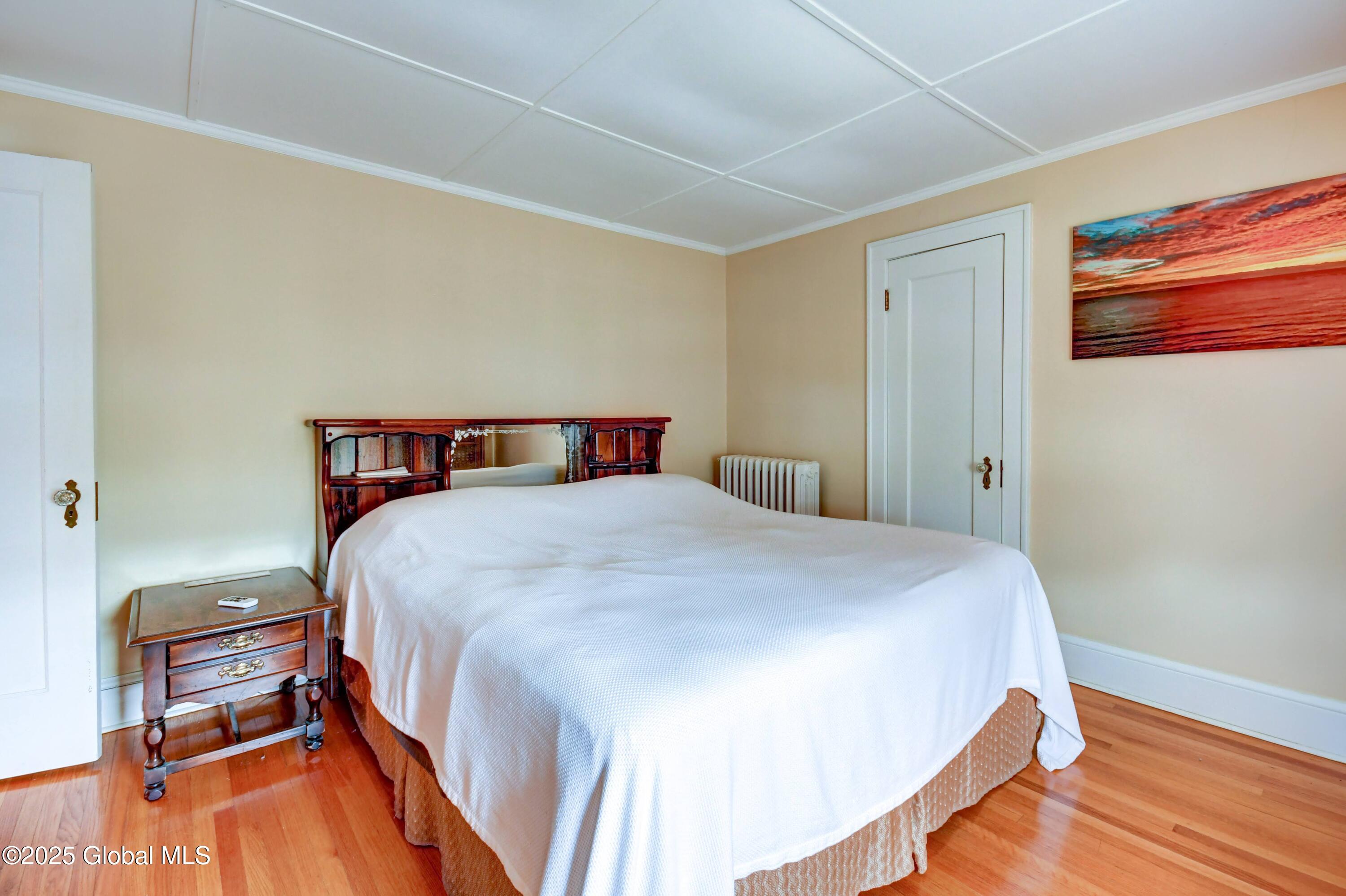 233 E Fulton Street, Gloversville, New York image 32