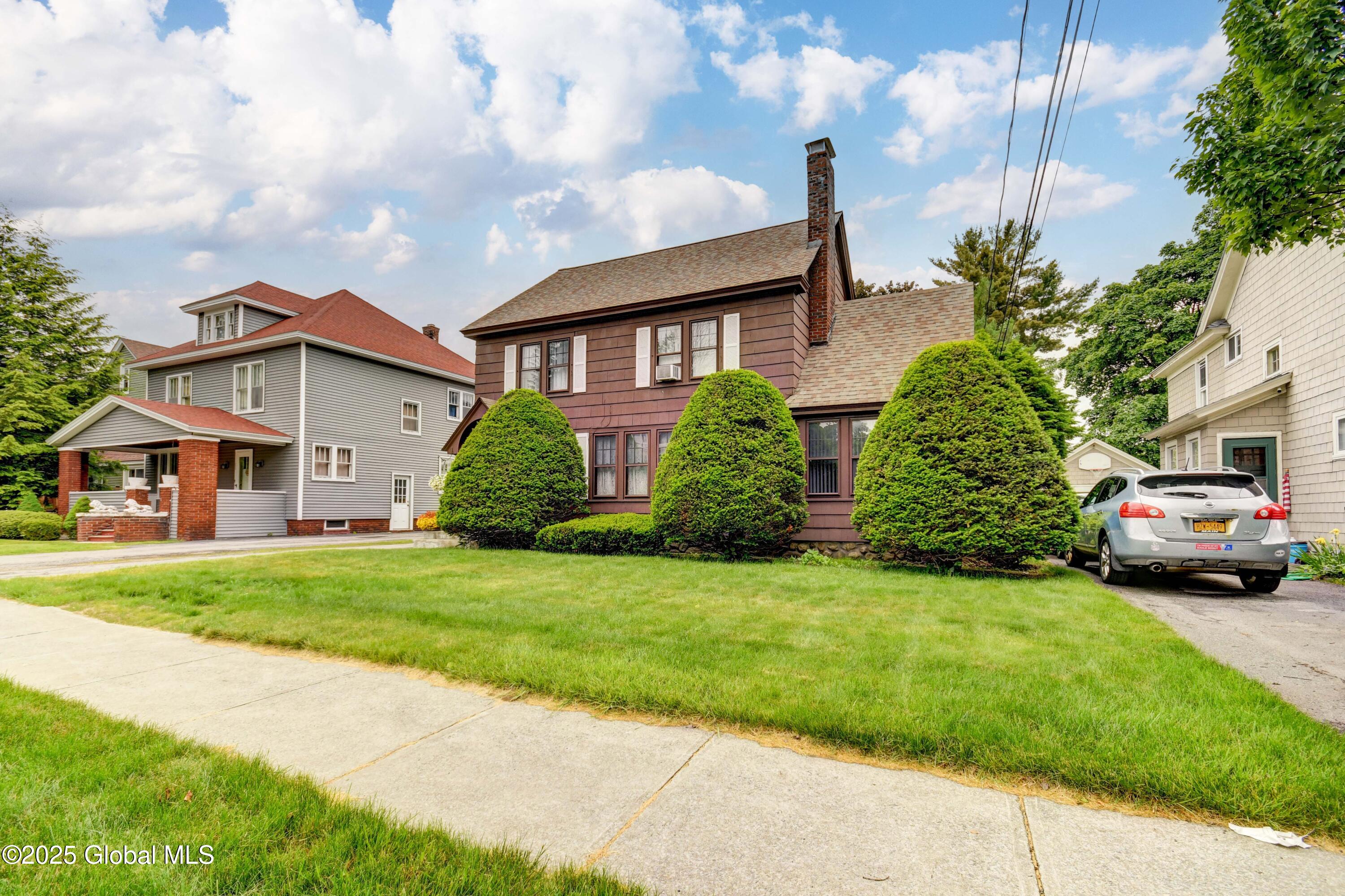 233 E Fulton Street, Gloversville, New York image 47