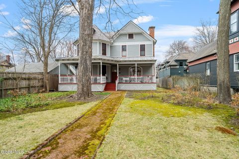 Photo of 69 Union Avenue, Saratoga Springs, NY 12866 (MLS # 202612494)