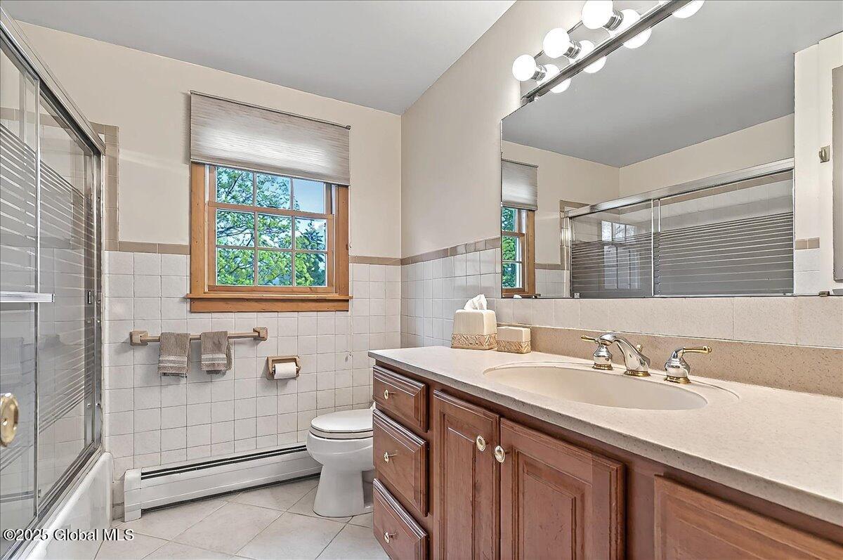 1 N Center Lane, Ballston Lake, New York image 35
