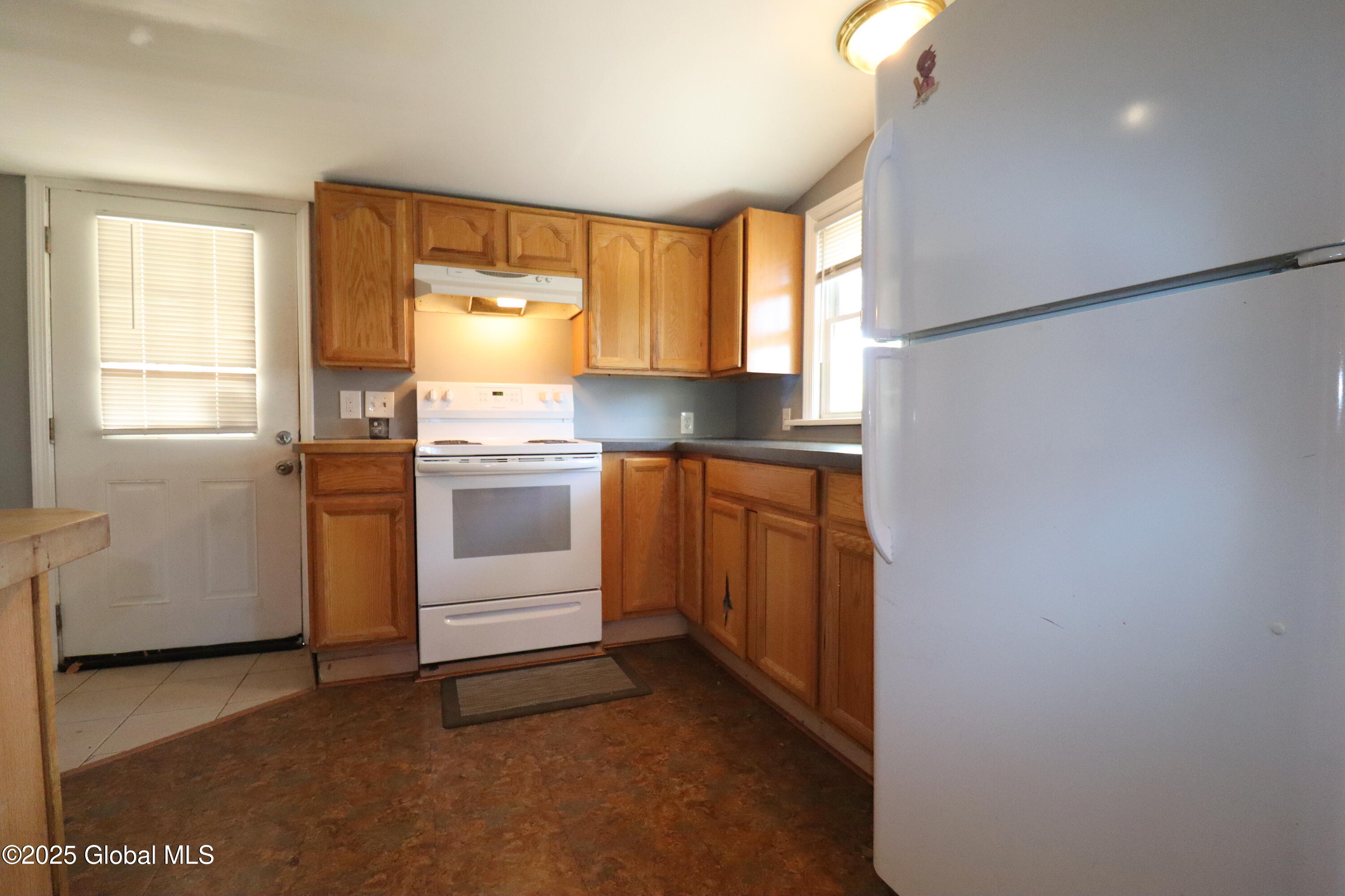 2633 Hamburg Street, Schenectady, New York image 12
