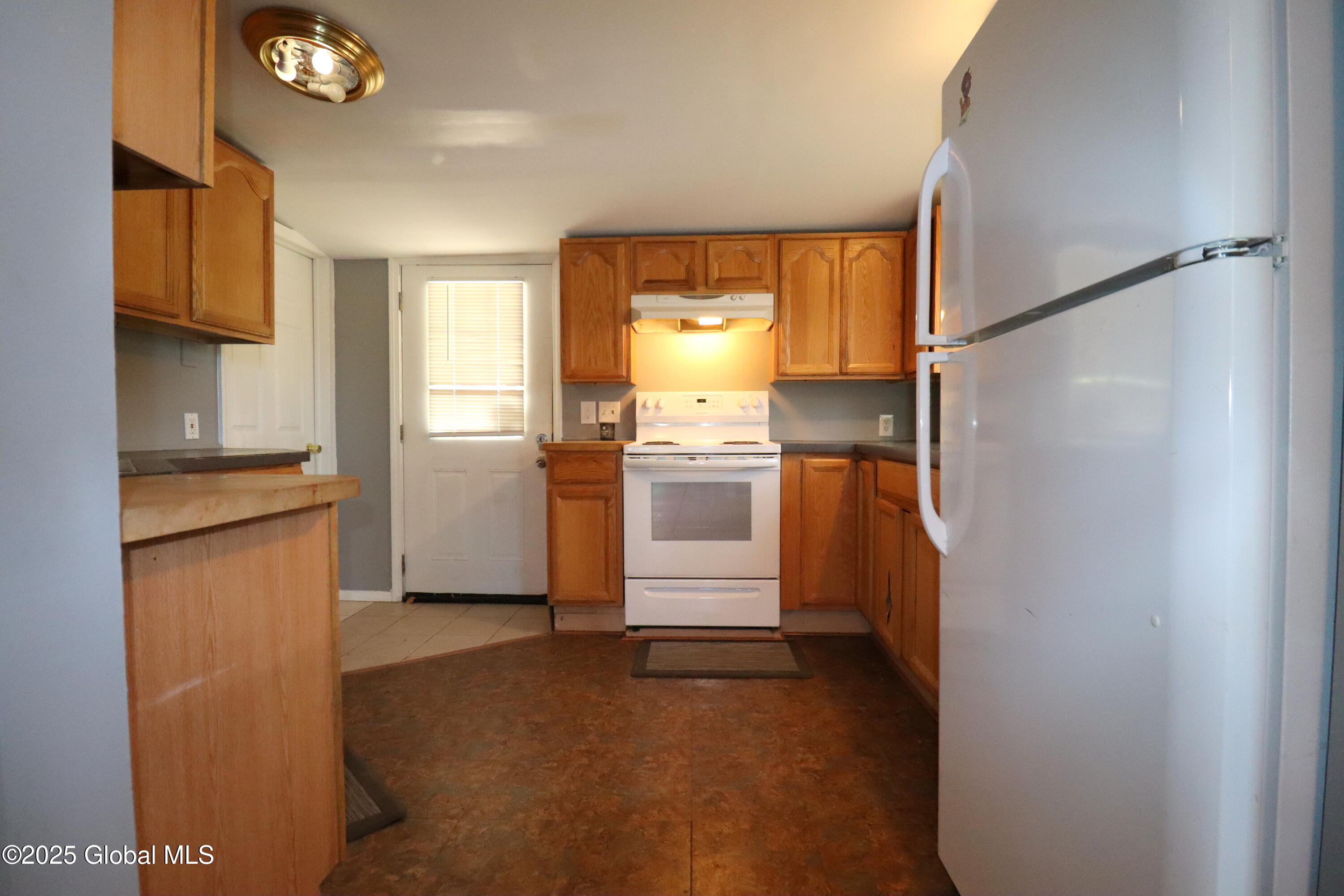 2633 Hamburg Street, Schenectady, New York image 11