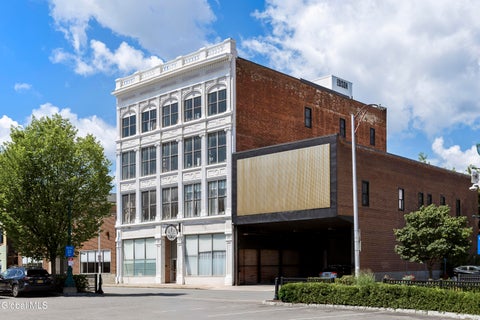 Photo of 132 N Broadway, Schenectady, NY 12305 (MLS # 202624413)