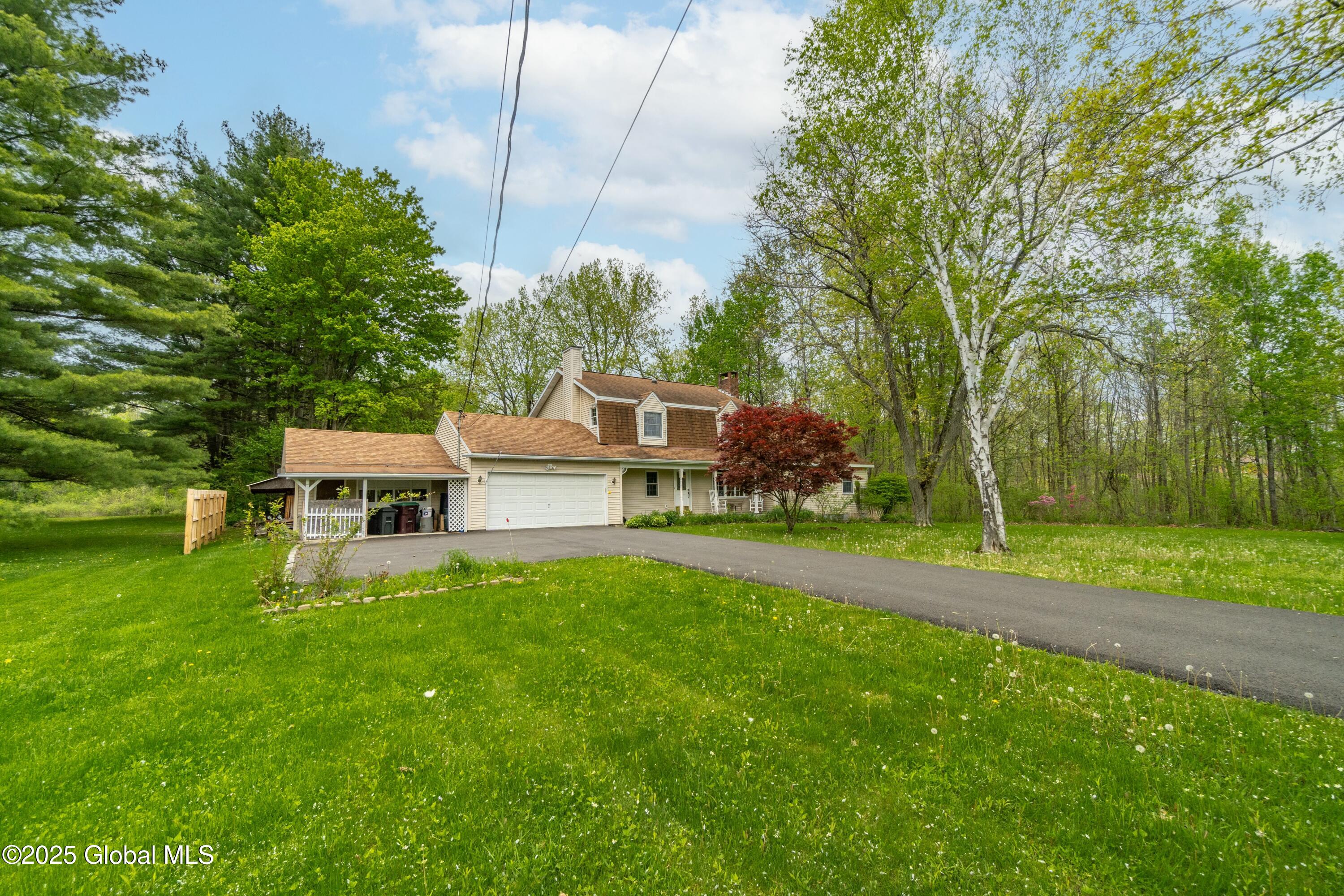 253 Voorhees Road, Amsterdam, New York image 5